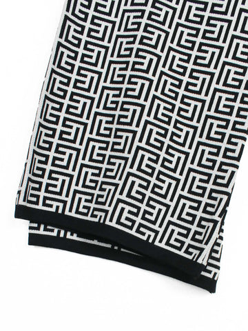The Labyrinth Monogram Knit Set (Black & White)