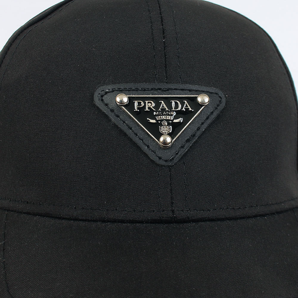 P.R.A.D.A Cap black with white