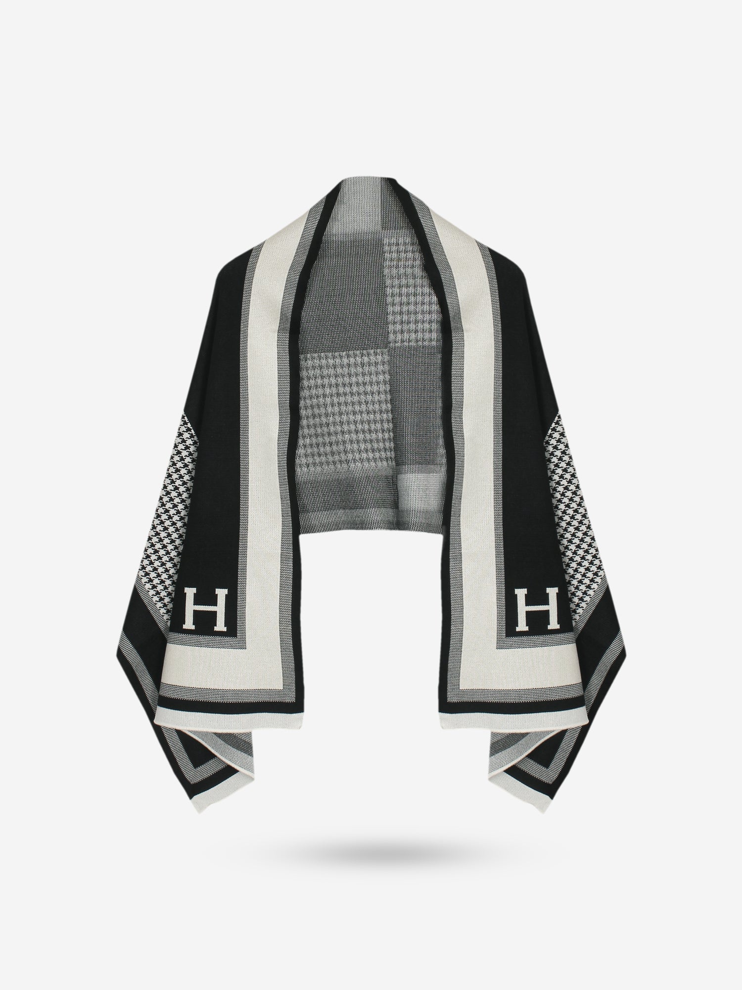 The Heritage Houndstooth 3-Piece Knit Set (black)