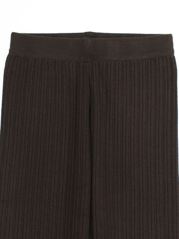 The Kensington Funnel-Neck Ribbed Set (brown)