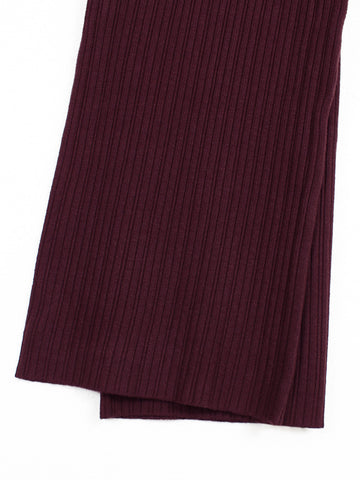 The Kensington Funnel-Neck Ribbed Set (Burgundy)