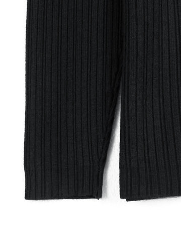 The Kensington Funnel-Neck Ribbed Set (black)