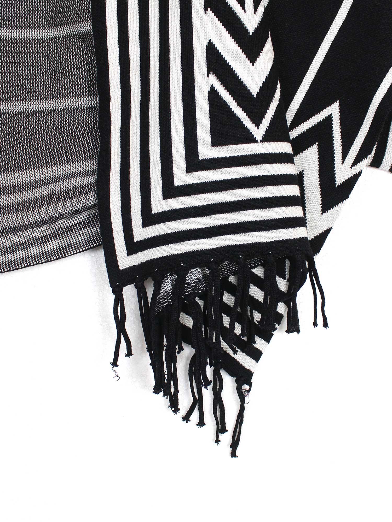 The Metropolis Graphic Stripe 3-Piece Set (Black)