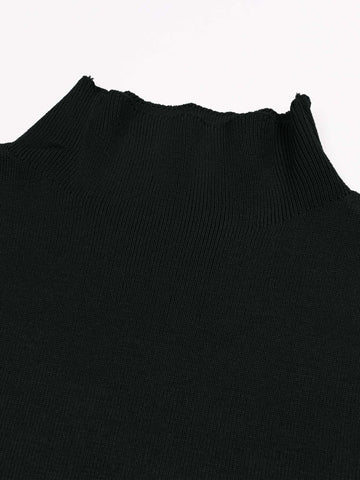 The Legacy Houndstooth Poncho Set (Black)